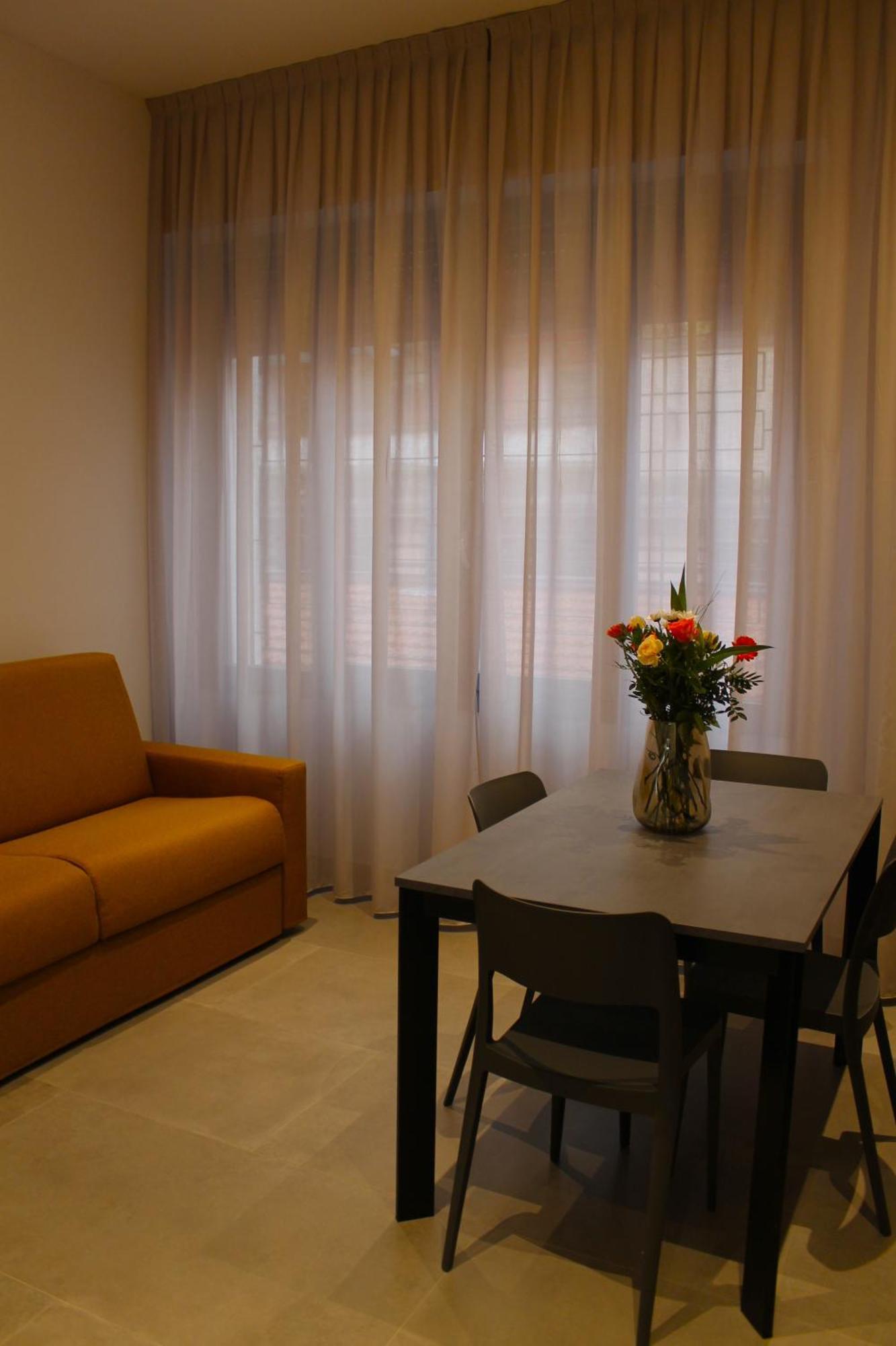 Apartment Miki - Mauro Macchi 91 มิลาน ภายนอก รูปภาพ